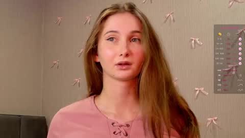 creamysister online show from February 19, 7:02 pm