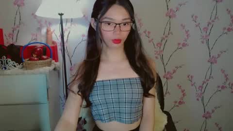 KESHA online show from March 1, 2:26 am