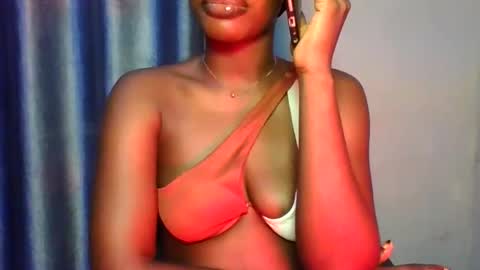 favcamgirl online show from January 7, 7:34 am