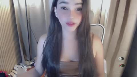 maureen love you online show from December 1, 6:10 pm