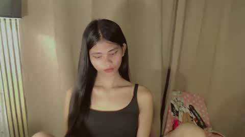 Vivian online show from April 14, 11:49 pm