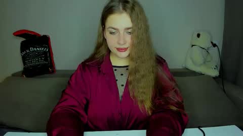 yourgem__ online show from September 22, 7:45 pm