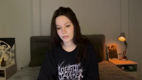 Aida online show from February 22, 1:23 pm