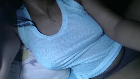 yourhotboobies23 online show from February 25, 1:10 pm