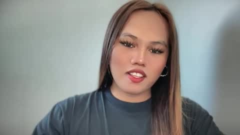 yourhotgirl_lyn online show from June 5, 6:17 am