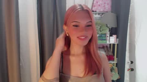 KYLIE MORE online show from July 28, 8:52 pm