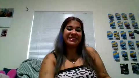 yourluvsam online show from May 19, 3:41 pm