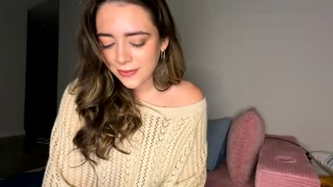 Your Neighbor Camilla online show from July 21, 6:58 am