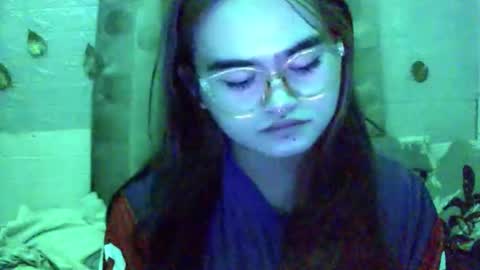 yourprincessthea online show from February 3, 6:22 am