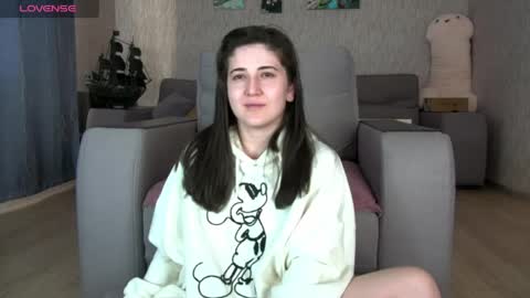 Yourr Muse online show from April 18, 3:42 am