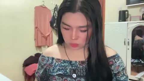 Yanahh online show from May 23, 6:12 am