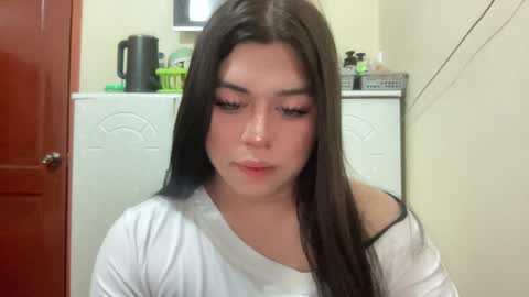 Yanahh online show from June 27, 4:35 pm