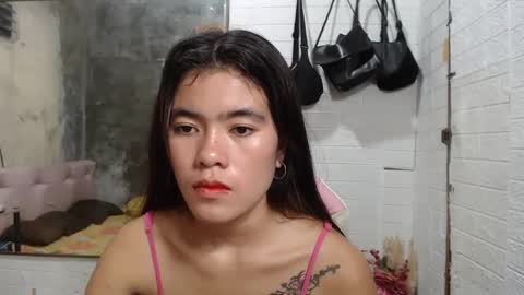 Snapshot of yoursweet_asian20 chatting on December 29, 2:06 am Maddie online show from December 29, 2:06 am