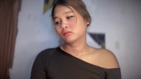 yoursweetgirl_zia online show from June 8, 5:41 am