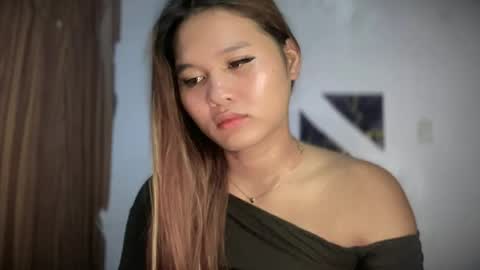 yoursweetgirl_zia online show from June 29, 10:15 am