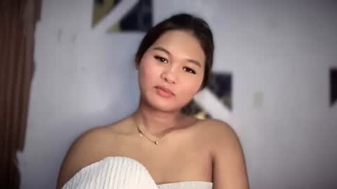 yoursweetgirl_zia online show from June 5, 7:03 am