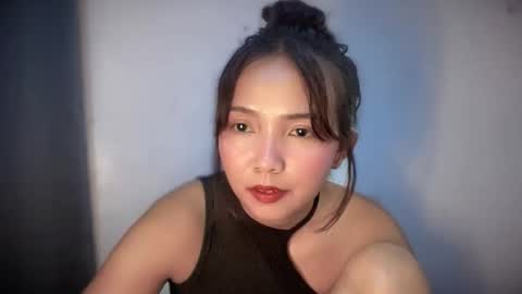 Faye online show from February 14, 8:22 pm