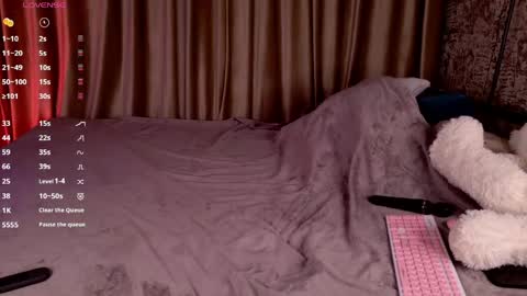 Bella online show from April 16, 3:18 am