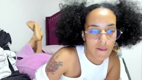 elizabeth  ju   online show from February 20, 2:29 am