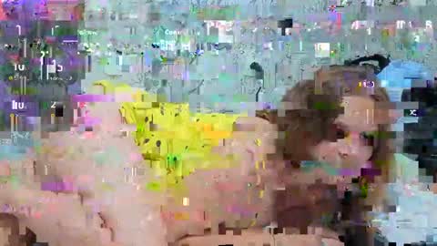 Yoyrgirlxx online show from July 6, 3:14 pm