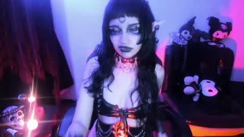 Yue Eclipsa online show from April 11, 7:03 am