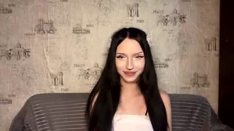 Katie online show from July 11, 8:20 pm