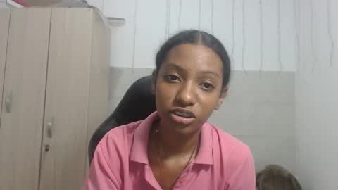 Snapshot of yukari_pr chatting on October 16, 2:58 am YUKARI online show from October 16, 2:58 am