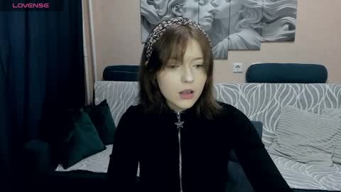 YukiShine online show from April 6, 10:16 am