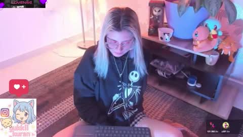 Snapshot of yukki_kuran chatting on October 15, 4:48 am Yukki Kuran online show from October 15, 4:48 am