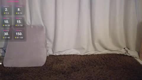 yuliethpetite online show from February 24, 11:31 am