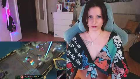 Kris online show from January 1, 8:15 pm