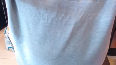 Snowflake online show from April 23, 2:08 pm