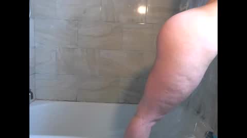 Payton kelly online show from April 9, 4:01 pm