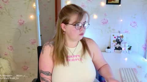 Polly online show from November 30, 12:42 pm