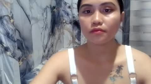 yummyjane19 online show from July 25, 5:03 am