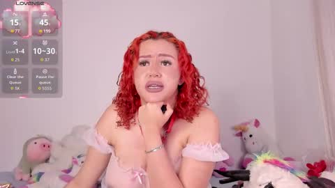 yunahott_ online show from October 31, 7:12 am