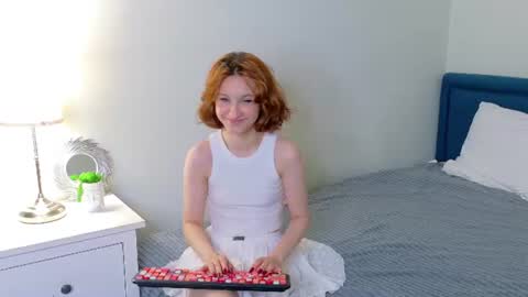 YUNA online show from July 28, 4:39 pm