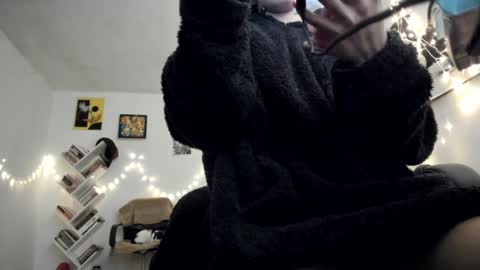 paola online show from January 8, 10:58 pm