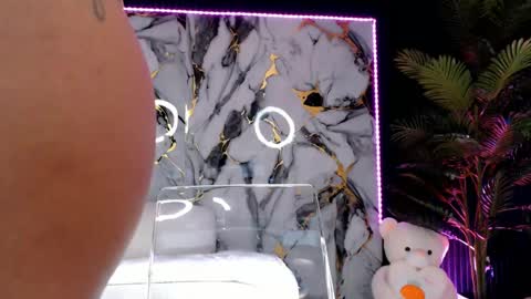 Maria online show from April 17, 6:04 am