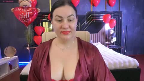 Zafiramoonn online show from February 18, 3:44 pm