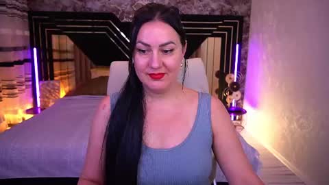 Zafiramoonn online show from July 28, 4:39 pm