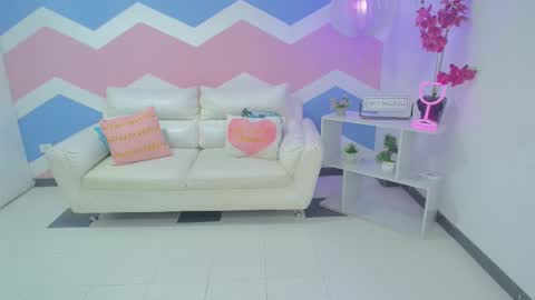 Zahira  online show from February 28, 7:46 pm