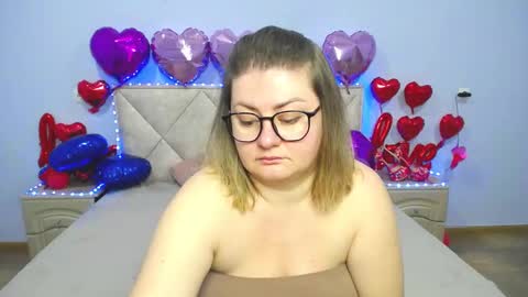 zannadreil online show from February 25, 7:06 pm