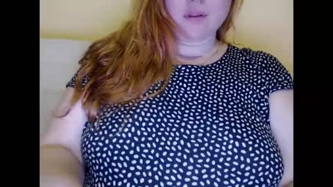 Snapshot of zara_red chatting on February 11, 12:36 pm Kate. if im not here im here foxy red333 online show from February 11, 12:36 pm