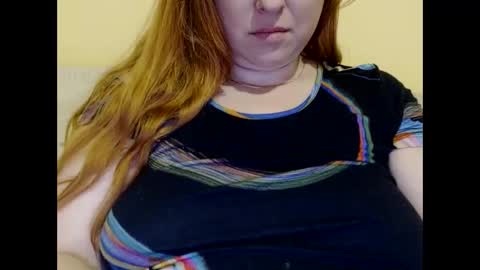 Snapshot of zara_red chatting on January 31, 6:13 am Kate. if im not here im here foxy red333 online show from January 31, 6:13 am