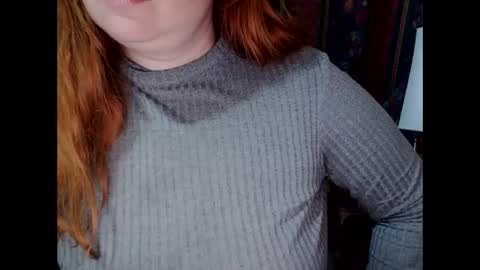 Snapshot of zara_red chatting on December 30, 1:03 pm Kate. if im not here im here foxy red333 online show from December 30, 1:03 pm