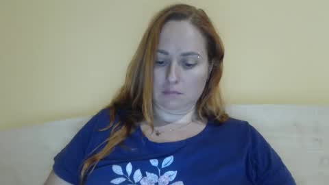 Snapshot of zara_red chatting on September 10, 1:44 pm Kate. if im not here im here foxy red333 online show from September 10, 1:44 pm