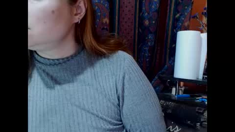Snapshot of zara_red chatting on December 29, 9:28 am Kate. if im not here im here foxy red333 online show from December 29, 9:28 am