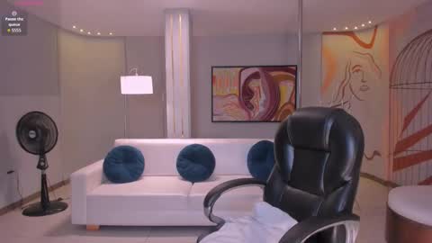 Zara  online show from March 10, 4:16 am