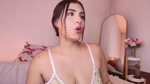 zarirosse online show from June 14, 6:52 pm